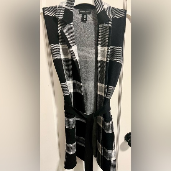 Adrienne Vittadini Plaid Pockets Collared Vest - Picture 4 of 5